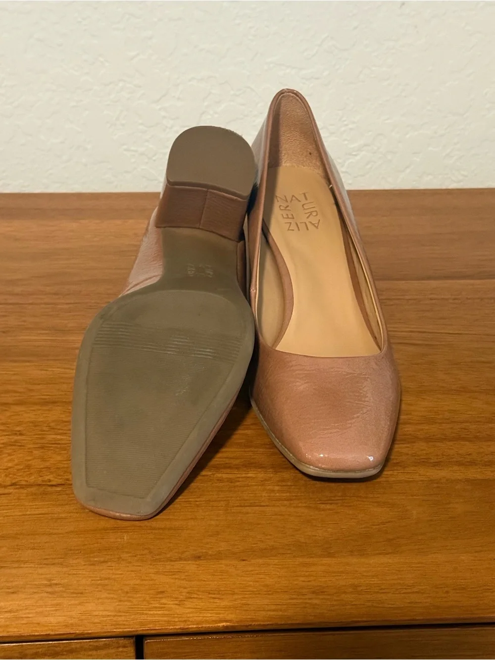 Naturalizer chic block